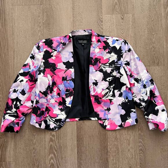Black Label by Evan Picone NWOT Floral Pink/Purple Cropped Blazer - Picture 1 of 12